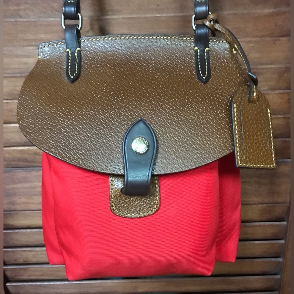 NWOT Red Canvas Saddle Crossbody w/ Dark Brown Leather Trim w/ yellow stitching
